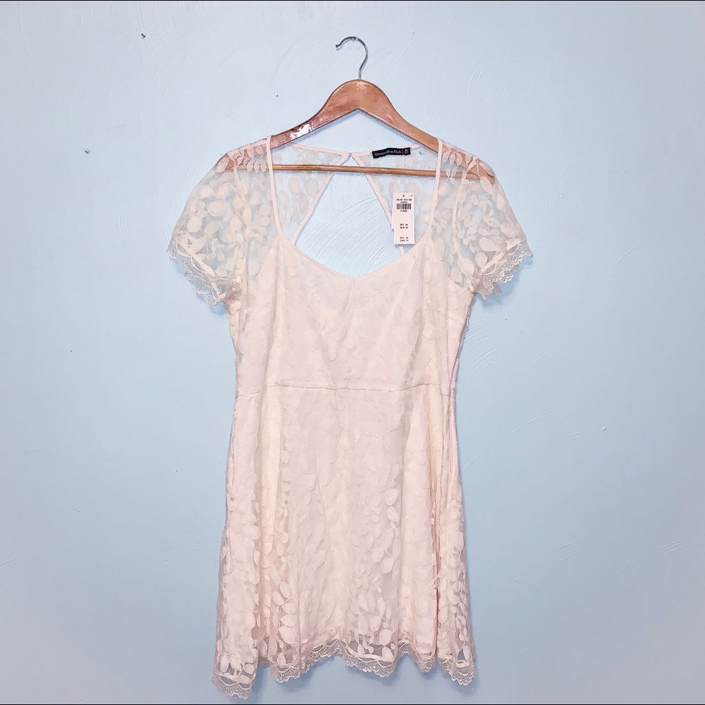 NWT Abercrombie & Fitch White Lace Dress